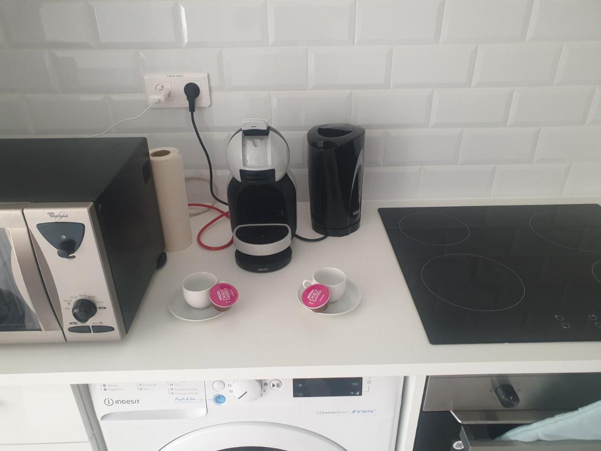 ניס Appartements Renove 2023 Proche Aeroport 5Min, Gare Sncf 2 Min, Tramway Au Pied De L'Immeuble , Parking Possible, Renovated Apartments 2023 Near The Airport 5 Min, Train Station 2 Min, Tram Next To The Building 1 Min, Parking Possible מראה חיצוני תמונה