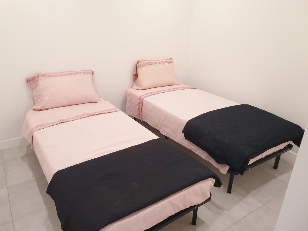 ניס Appartements Renove 2023 Proche Aeroport 5Min, Gare Sncf 2 Min, Tramway Au Pied De L'Immeuble , Parking Possible, Renovated Apartments 2023 Near The Airport 5 Min, Train Station 2 Min, Tram Next To The Building 1 Min, Parking Possible מראה חיצוני תמונה