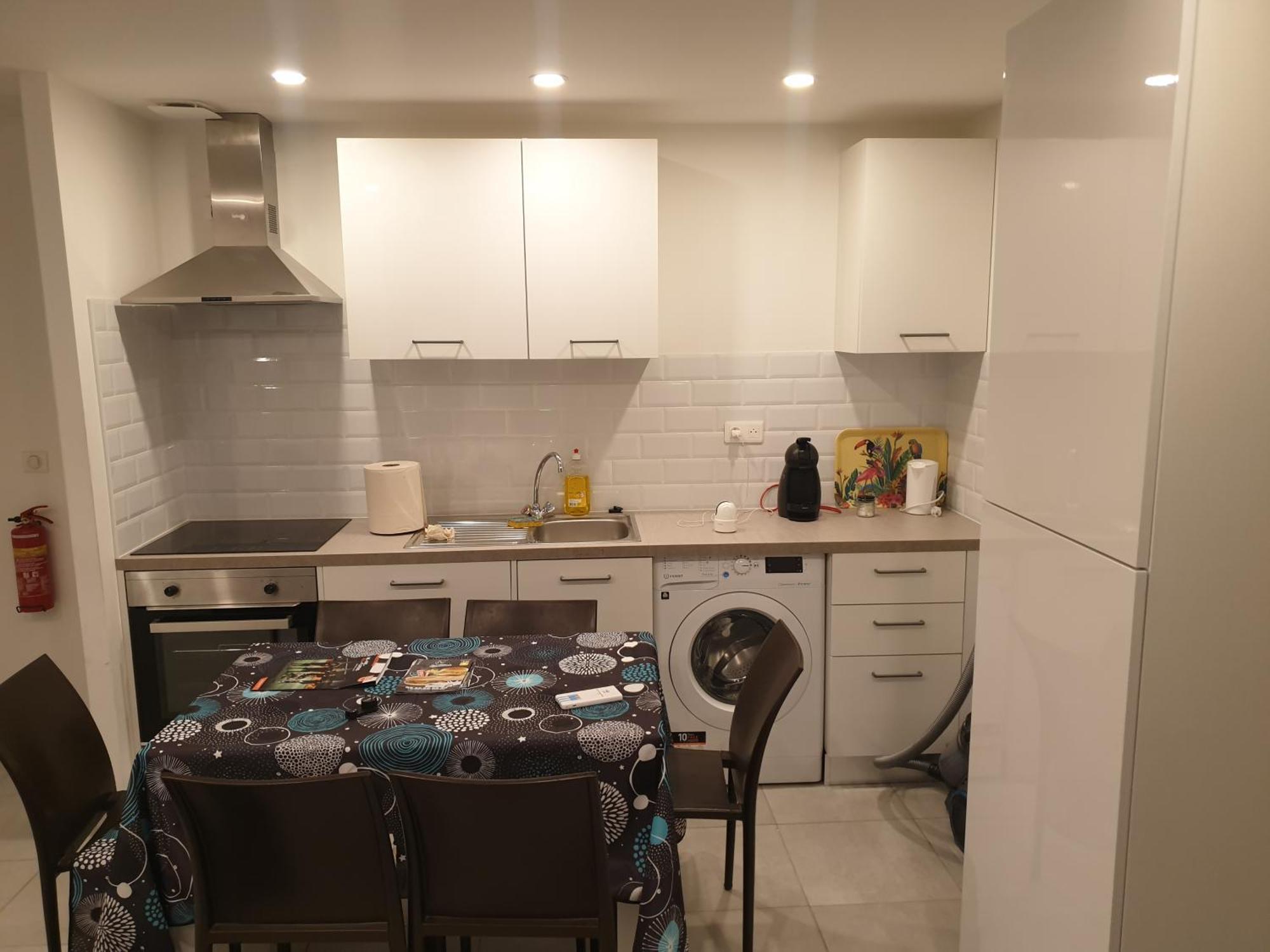 ניס Appartements Renove 2023 Proche Aeroport 5Min, Gare Sncf 2 Min, Tramway Au Pied De L'Immeuble , Parking Possible, Renovated Apartments 2023 Near The Airport 5 Min, Train Station 2 Min, Tram Next To The Building 1 Min, Parking Possible מראה חיצוני תמונה
