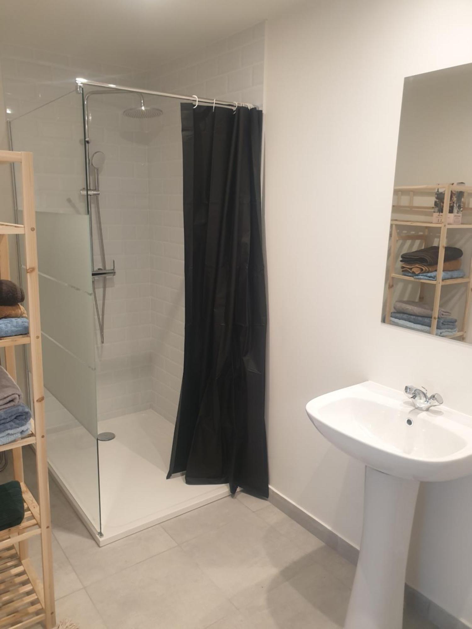 ניס Appartements Renove 2023 Proche Aeroport 5Min, Gare Sncf 2 Min, Tramway Au Pied De L'Immeuble , Parking Possible, Renovated Apartments 2023 Near The Airport 5 Min, Train Station 2 Min, Tram Next To The Building 1 Min, Parking Possible חדר תמונה